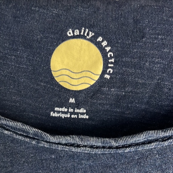 Daily Practice Light Wash Top - Picture 3 of 4